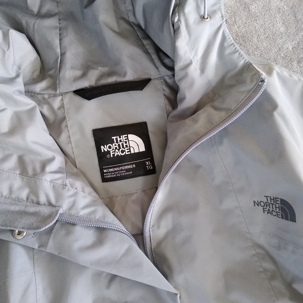 Women's North Face Rain Jacket